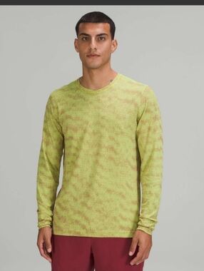 LULULEMON ATHLETICA Metal Vent Breathe Long Sleeve Shirt - Mens Size Medium